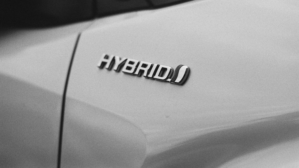 best hybrid cars for fuel economy